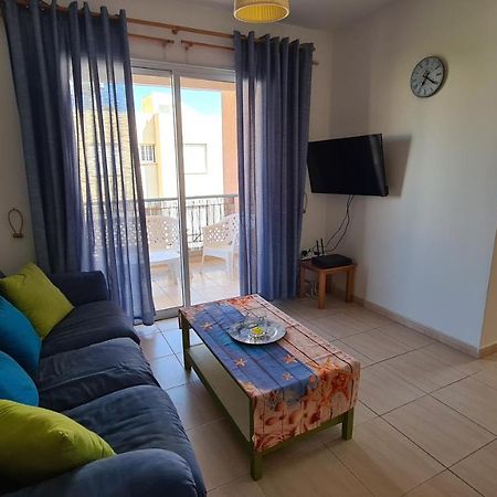 Central 2 Bedroom Apartment In Kato Paphos מראה חיצוני תמונה