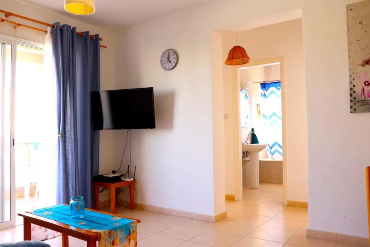 Central 2 Bedroom Apartment In Kato Paphos מראה חיצוני תמונה