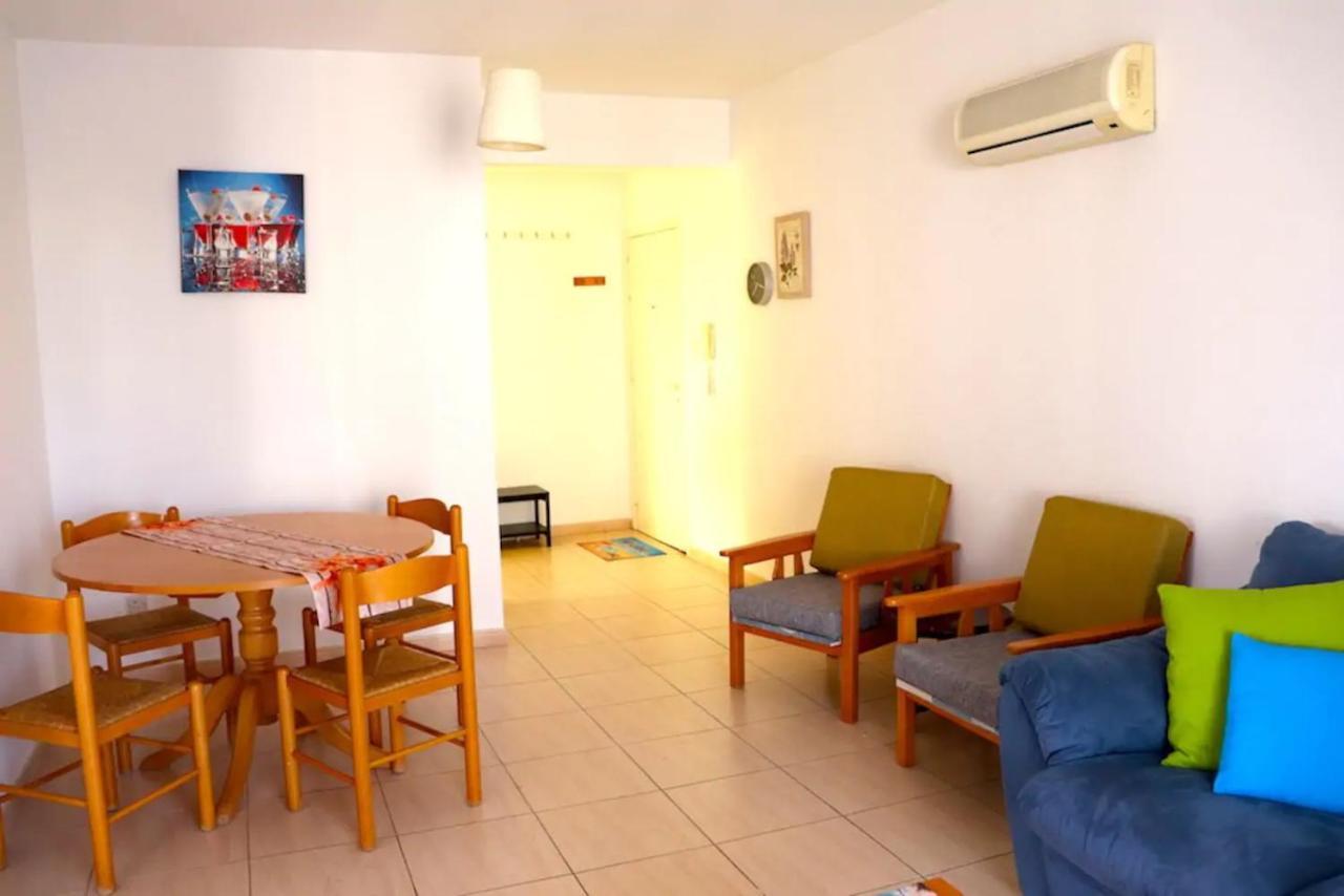 Central 2 Bedroom Apartment In Kato Paphos מראה חיצוני תמונה