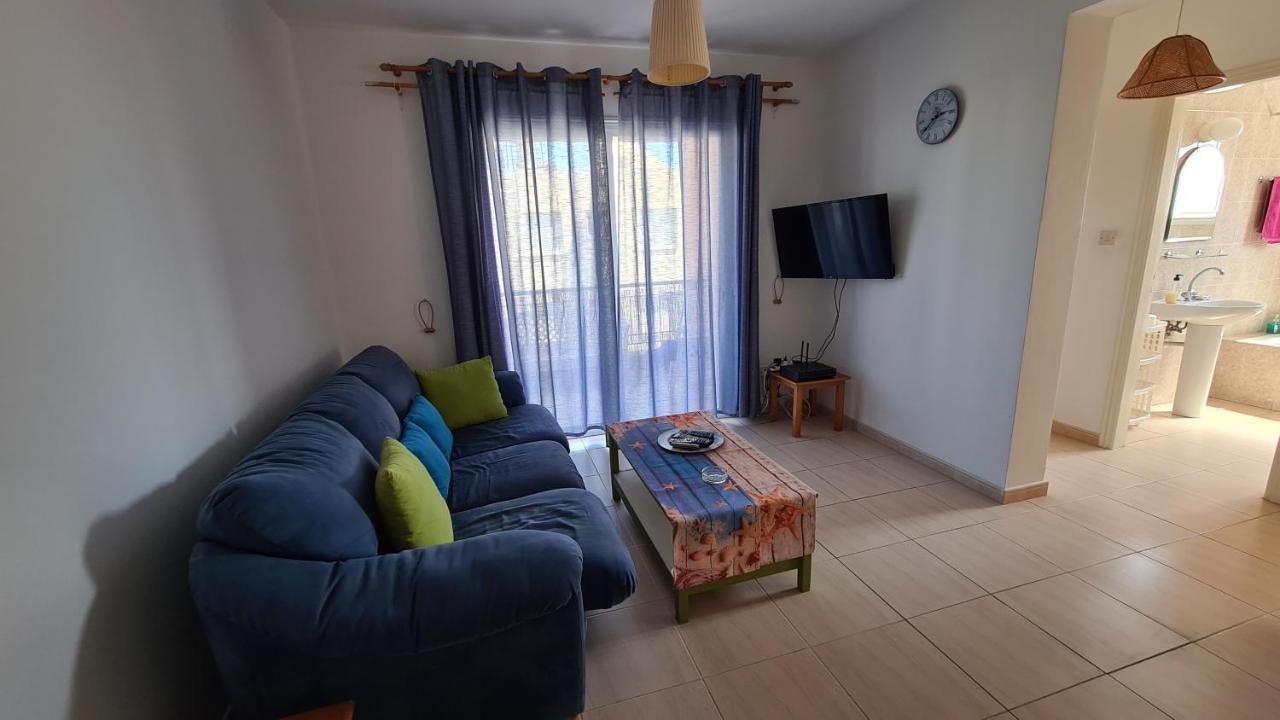 Central 2 Bedroom Apartment In Kato Paphos מראה חיצוני תמונה